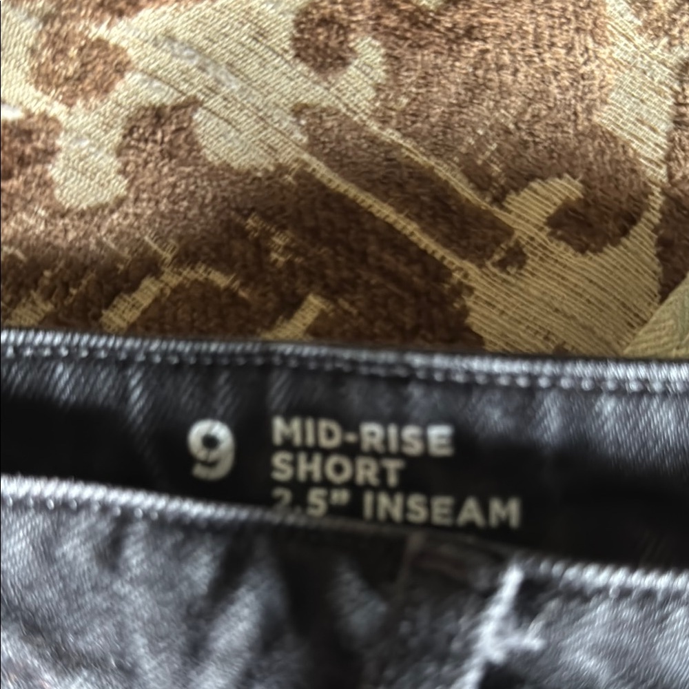 Arizona Jean Company Women's Black Denim Shorts - Picture 3 of 3